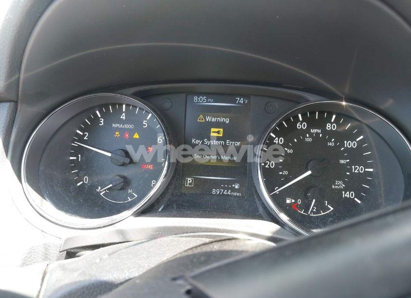 Photo 7 of 2017 Nissan Rogue SL (VIN 5N1AT2MT5HC884728)