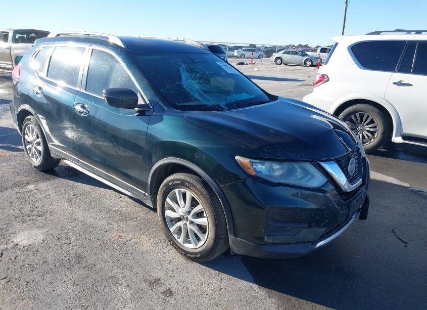 2018 Nissan Rogue SV (VIN 5N1AT2MT5JC722474) main photo
