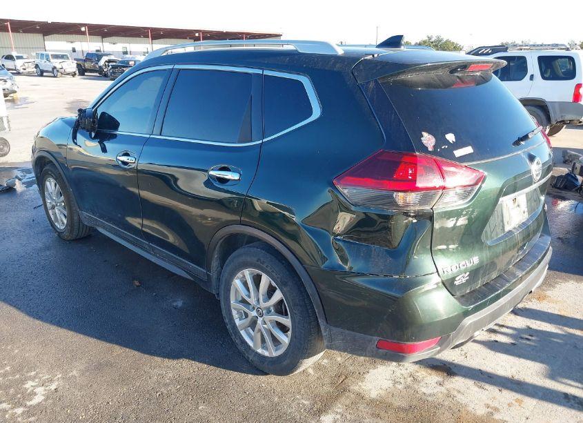 Photo 3 of 2018 Nissan Rogue SV (VIN 5N1AT2MT5JC722474)