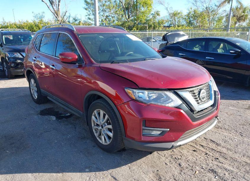 2018 Nissan Rogue SV (VIN 5N1AT2MT5JC726024) main photo