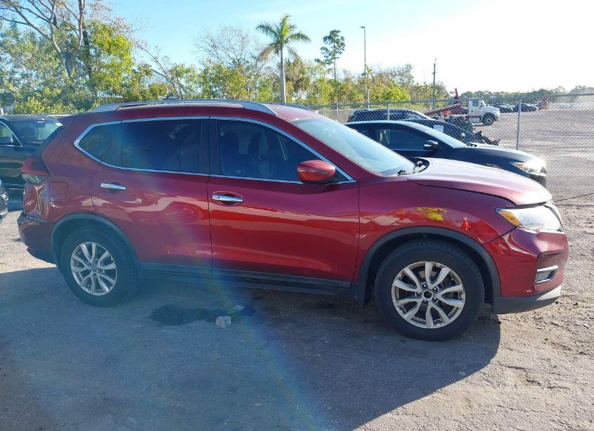 Photo 13 of 2018 Nissan Rogue SV (VIN 5N1AT2MT5JC726024)