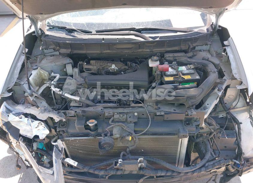 Photo 10 of 2018 Nissan Rogue SL (VIN 5N1AT2MT5JC739095)