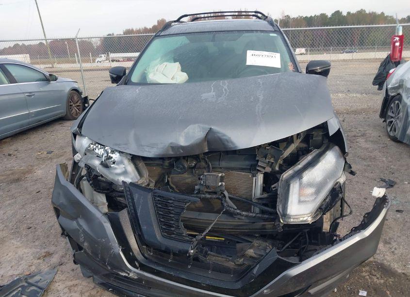 Photo 12 of 2018 Nissan Rogue SV (VIN 5N1AT2MT5JC750842)