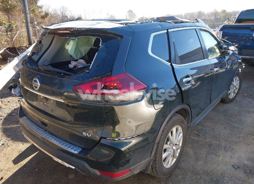 Photo 4 of 2018 Nissan Rogue SV (VIN 5N1AT2MT5JC824566)