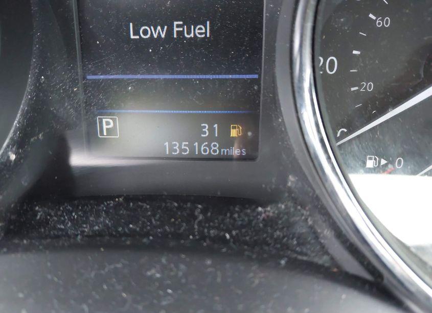 Photo 15 of 2018 Nissan Rogue SV (VIN 5N1AT2MT5JC825670)