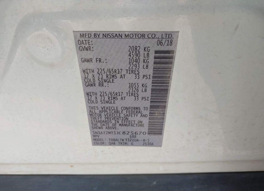 Photo 9 of 2018 Nissan Rogue SV (VIN 5N1AT2MT5JC825670)