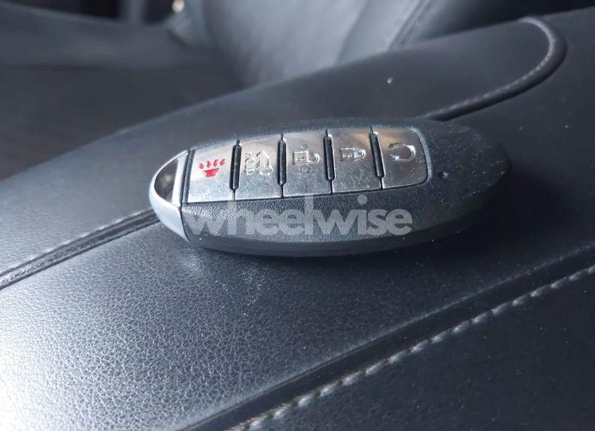 Photo 11 of 2019 Nissan Rogue SV (VIN 5N1AT2MT5KC705496)