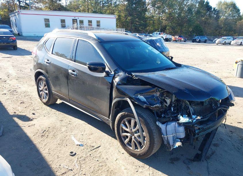 2019 Nissan Rogue S (VIN 5N1AT2MT5KC713002) main photo