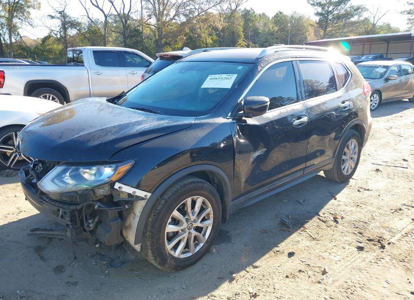Photo 2 of 2019 Nissan Rogue S (VIN 5N1AT2MT5KC713002)