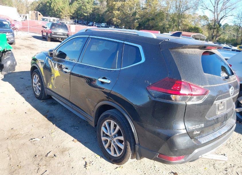 Photo 3 of 2019 Nissan Rogue S (VIN 5N1AT2MT5KC713002)