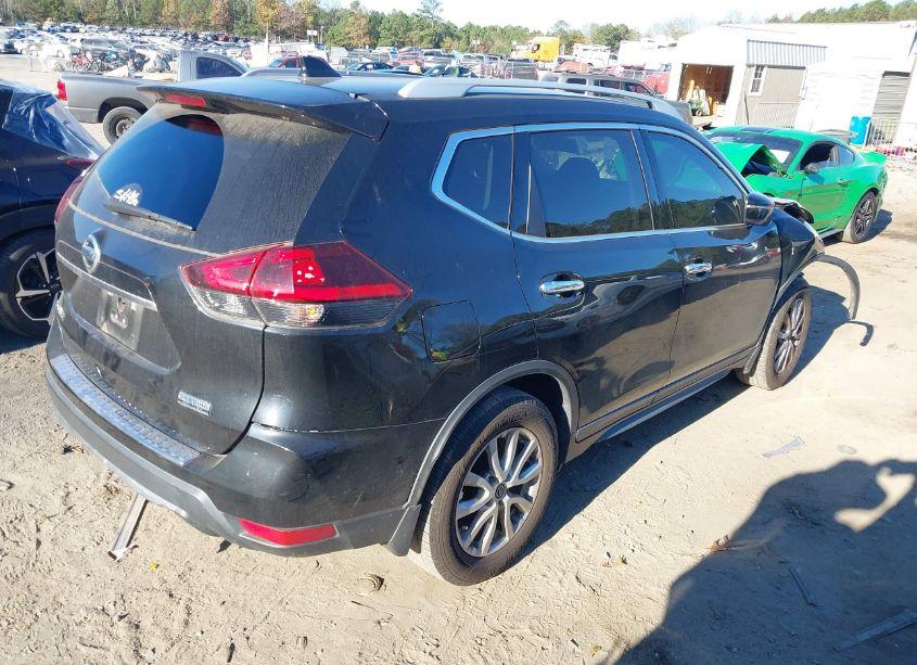 Photo 4 of 2019 Nissan Rogue S (VIN 5N1AT2MT5KC713002)