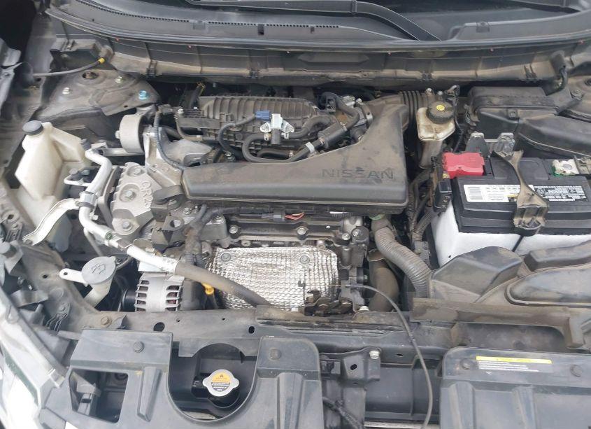 Photo 10 of 2019 Nissan Rogue SL (VIN 5N1AT2MT5KC720600)