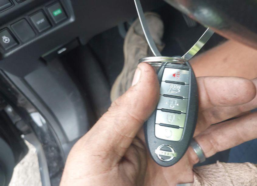 Photo 11 of 2019 Nissan Rogue SL (VIN 5N1AT2MT5KC720600)