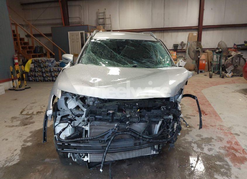 Photo 12 of 2019 Nissan Rogue S (VIN 5N1AT2MT5KC748526)