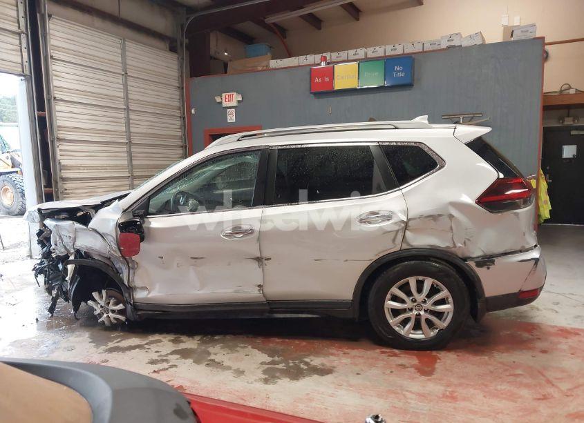 Photo 14 of 2019 Nissan Rogue S (VIN 5N1AT2MT5KC748526)