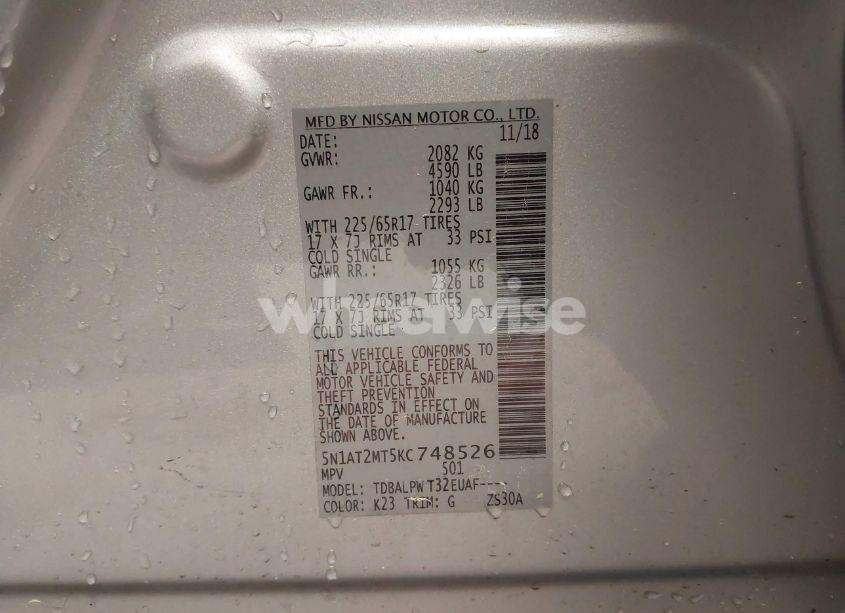 Photo 9 of 2019 Nissan Rogue S (VIN 5N1AT2MT5KC748526)