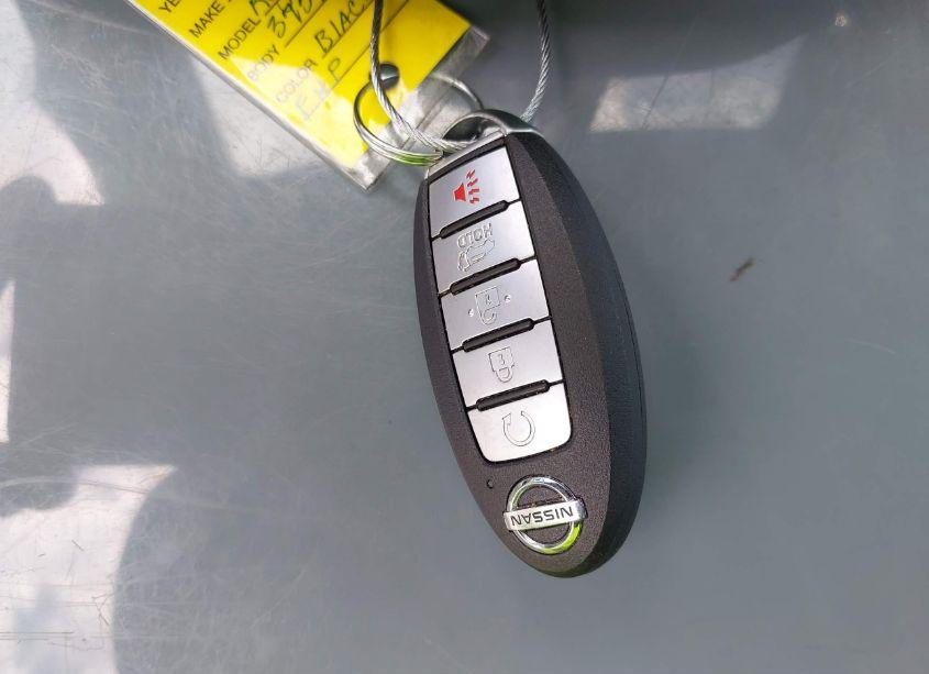 Photo 11 of 2019 Nissan Rogue SL (VIN 5N1AT2MT5KC773751)