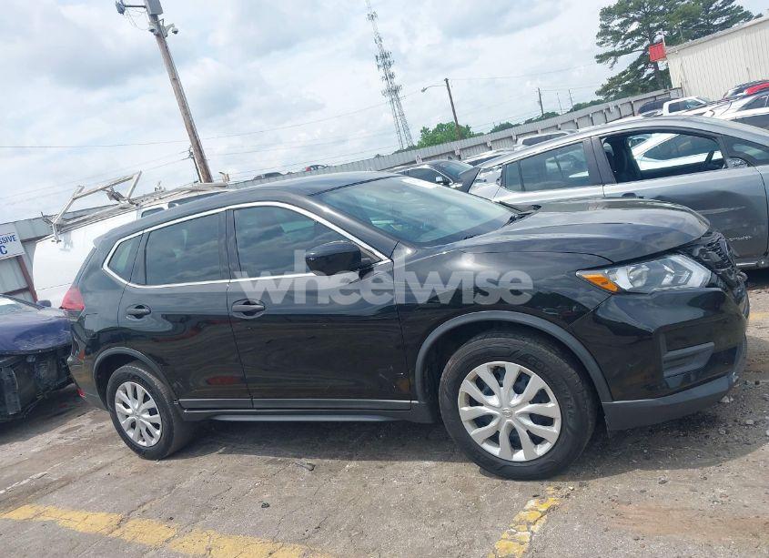 Photo 13 of 2019 Nissan Rogue S (VIN 5N1AT2MT5KC789772)