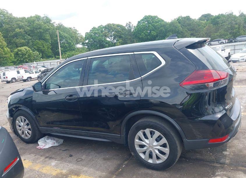 Photo 14 of 2019 Nissan Rogue S (VIN 5N1AT2MT5KC789772)