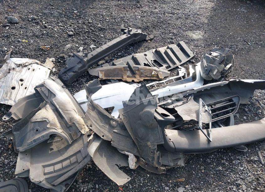 Photo 11 of 2019 Nissan Rogue S (VIN 5N1AT2MT5KC790694)