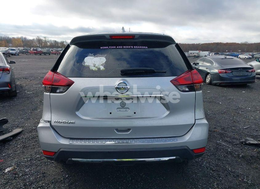 Photo 16 of 2019 Nissan Rogue S (VIN 5N1AT2MT5KC790694)