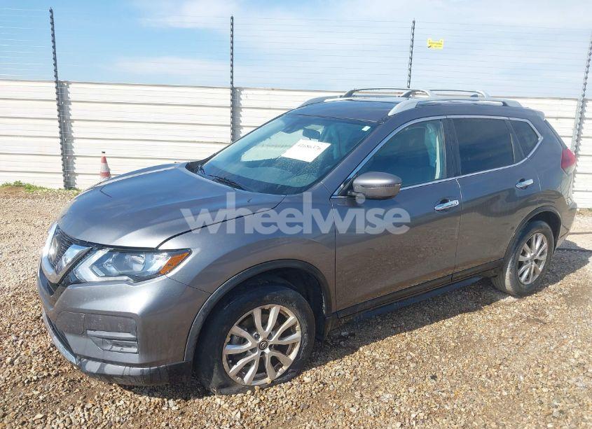 Photo 2 of 2019 Nissan Rogue S (VIN 5N1AT2MT5KC797791)