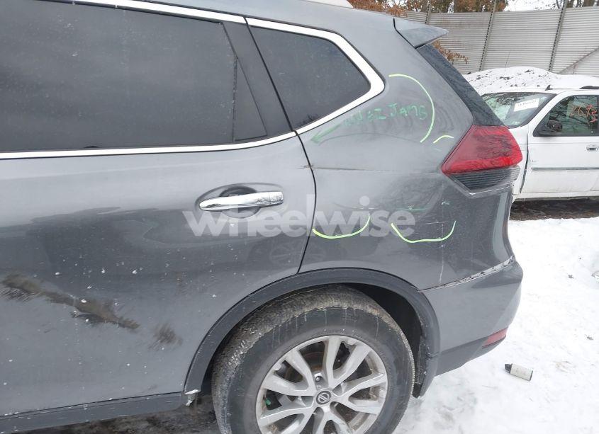 Photo 19 of 2019 Nissan Rogue S (VIN 5N1AT2MT5KC799721)