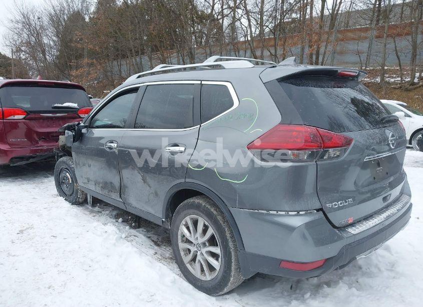 Photo 3 of 2019 Nissan Rogue S (VIN 5N1AT2MT5KC799721)