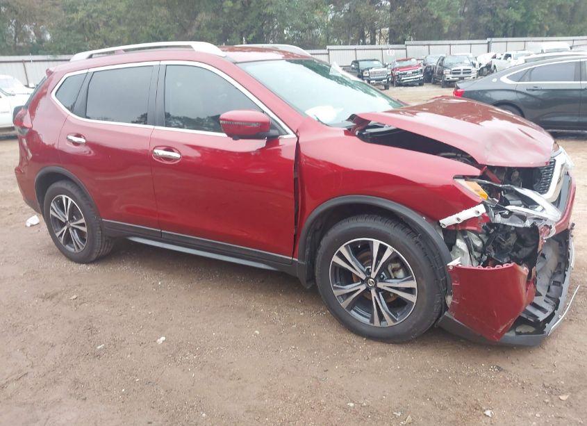 2020 Nissan Rogue SV FWD (VIN 5N1AT2MT5LC720355) main photo