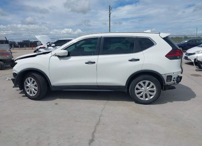 Photo 14 of 2020 Nissan Rogue S FWD (VIN 5N1AT2MT5LC721229)
