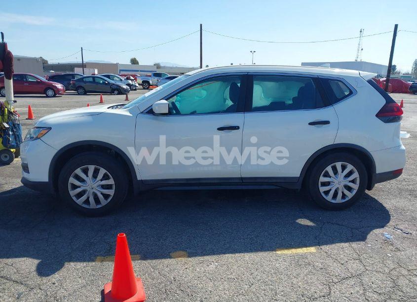 Photo 14 of 2020 Nissan Rogue S FWD (VIN 5N1AT2MT5LC738189)
