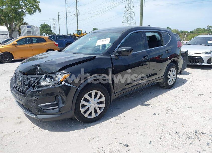 Photo 2 of 2020 Nissan Rogue S FWD (VIN 5N1AT2MT5LC815269)