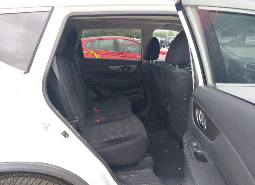 Photo 8 of 2015 Nissan Rogue SV (VIN 5N1AT2MT6FC765180)