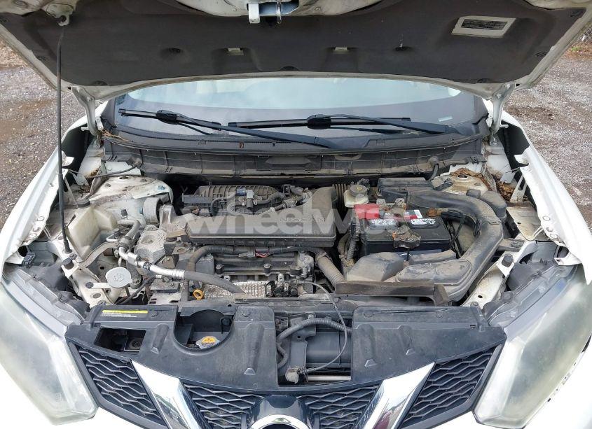 Photo 10 of 2015 Nissan Rogue SV (VIN 5N1AT2MT6FC799152)