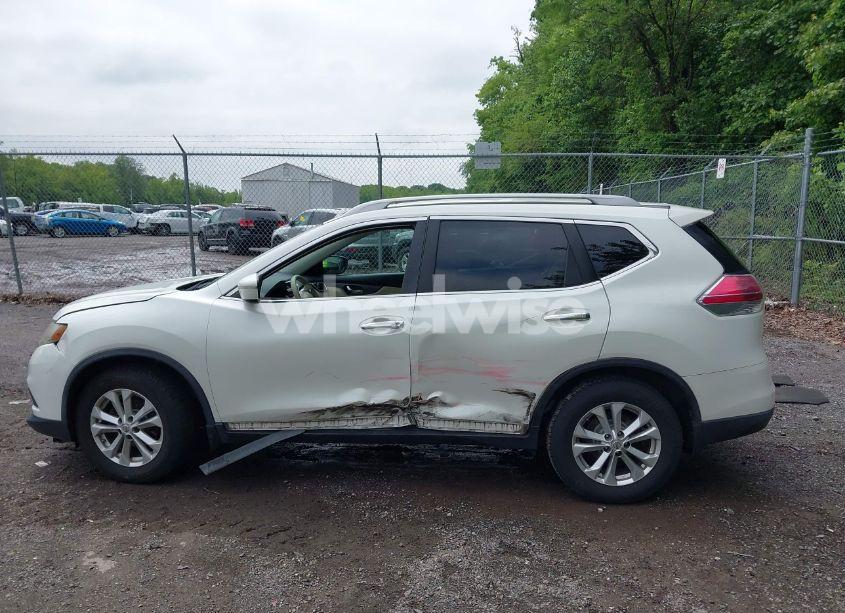 Photo 14 of 2015 Nissan Rogue SV (VIN 5N1AT2MT6FC799152)
