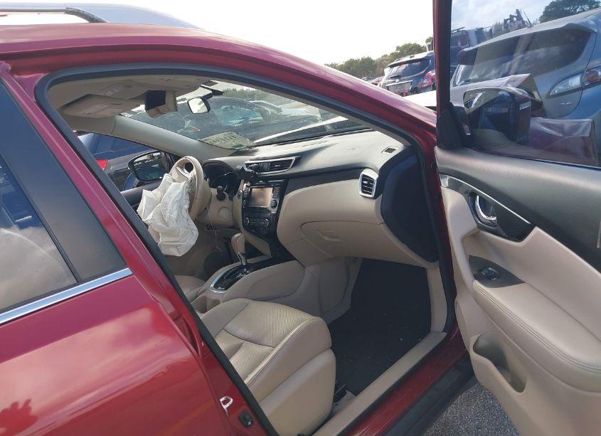 Photo 5 of 2015 Nissan Rogue SL (VIN 5N1AT2MT6FC840492)