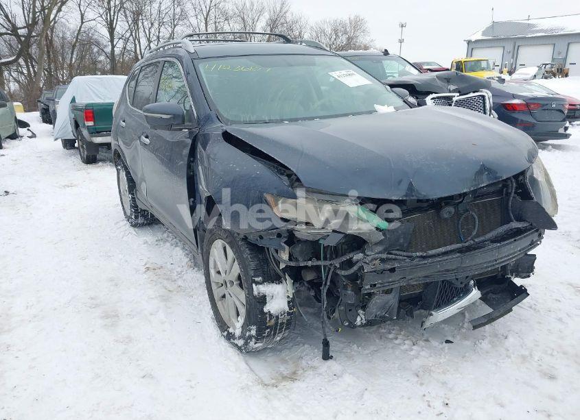 2015 Nissan Rogue SV (VIN 5N1AT2MT6FC906412) main photo