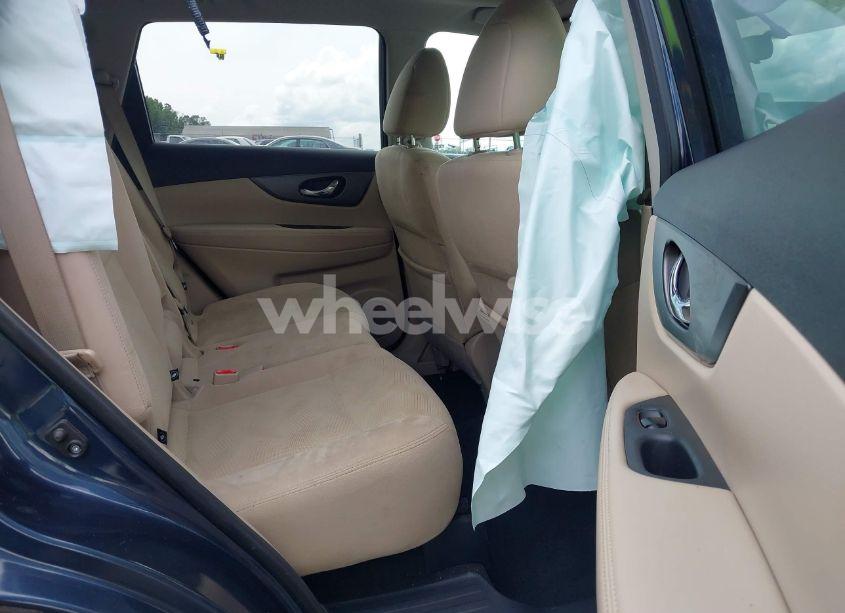 Photo 8 of 2016 Nissan Rogue SV (VIN 5N1AT2MT6GC734593)