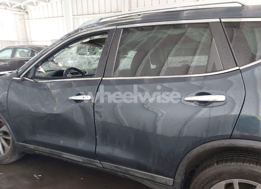 Photo 14 of 2016 Nissan Rogue SL (VIN 5N1AT2MT6GC790274)