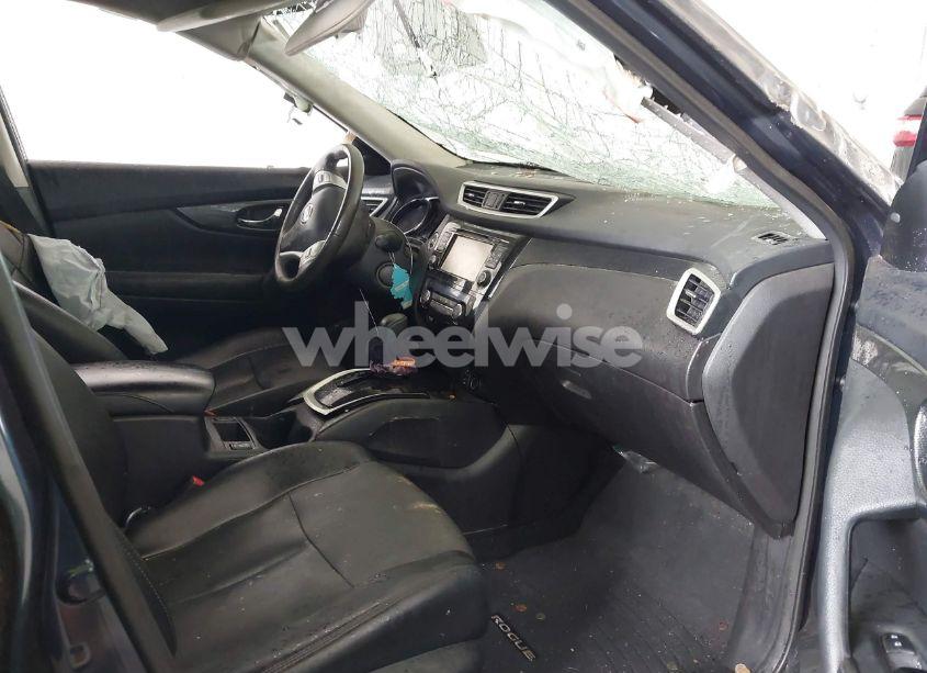 Photo 5 of 2016 Nissan Rogue SL (VIN 5N1AT2MT6GC790274)