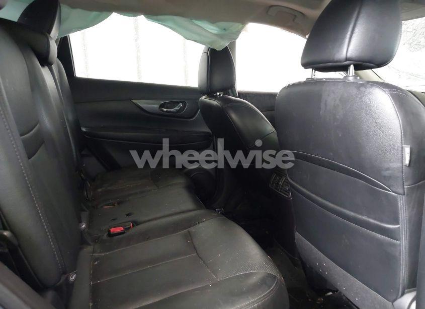 Photo 8 of 2016 Nissan Rogue SL (VIN 5N1AT2MT6GC790274)