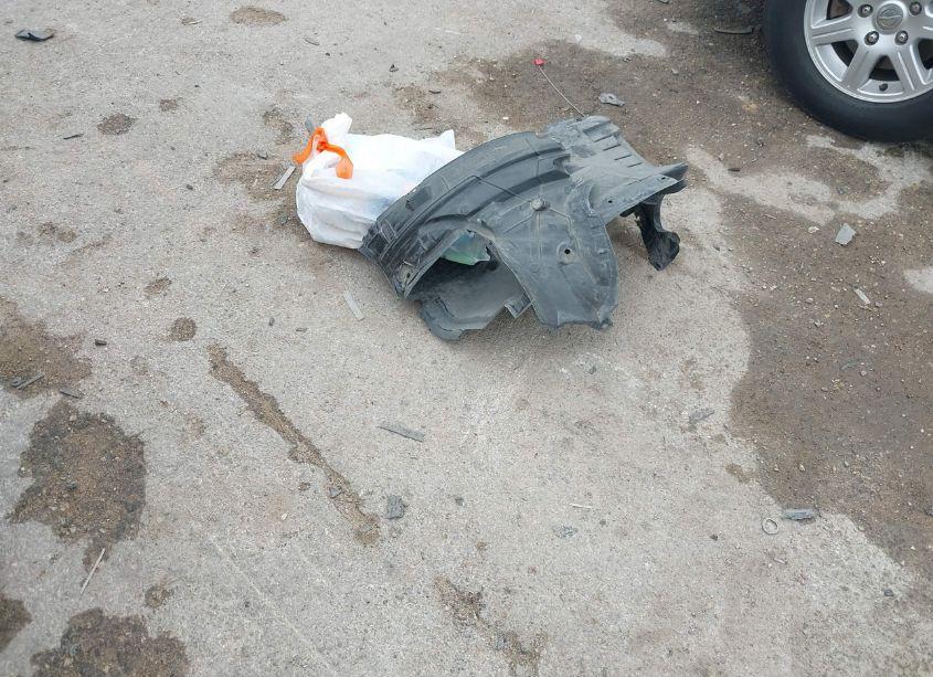 Photo 12 of 2016 Nissan Rogue S (VIN 5N1AT2MT6GC837898)