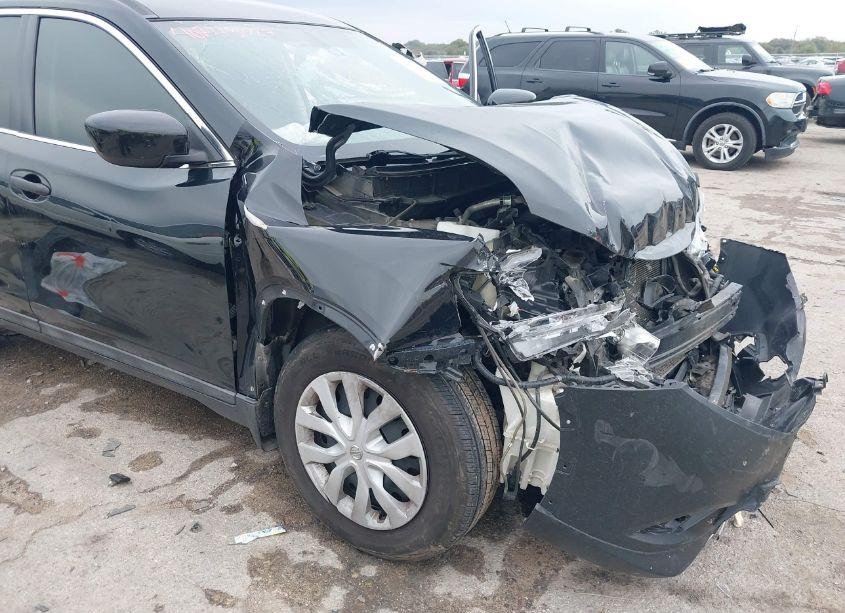 Photo 6 of 2016 Nissan Rogue S (VIN 5N1AT2MT6GC837898)