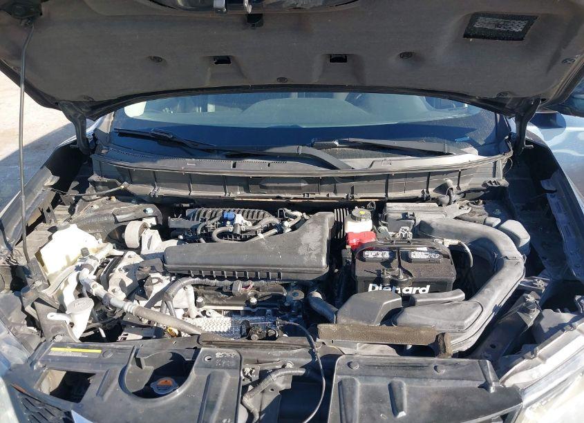 Photo 10 of 2016 Nissan Rogue SV (VIN 5N1AT2MT6GC887555)