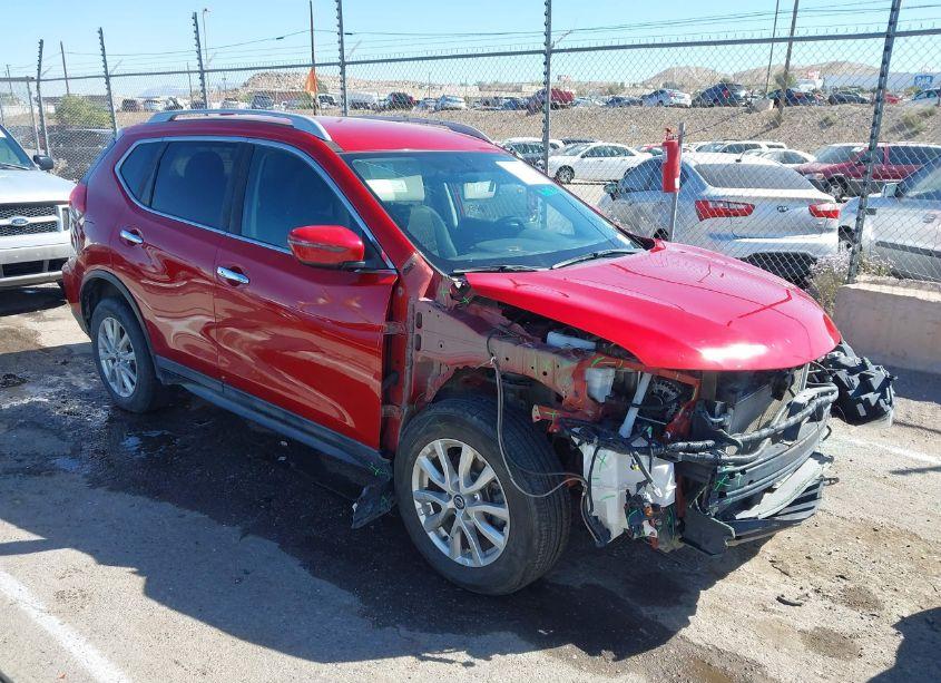 2017 Nissan Rogue SV (VIN 5N1AT2MT6HC746891) main photo