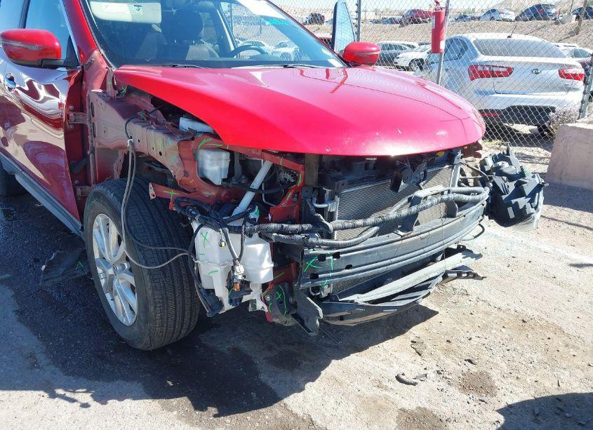 Photo 6 of 2017 Nissan Rogue SV (VIN 5N1AT2MT6HC746891)