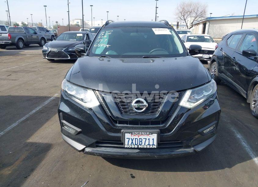 Photo 13 of 2017 Nissan Rogue SV (VIN 5N1AT2MT6HC755526)
