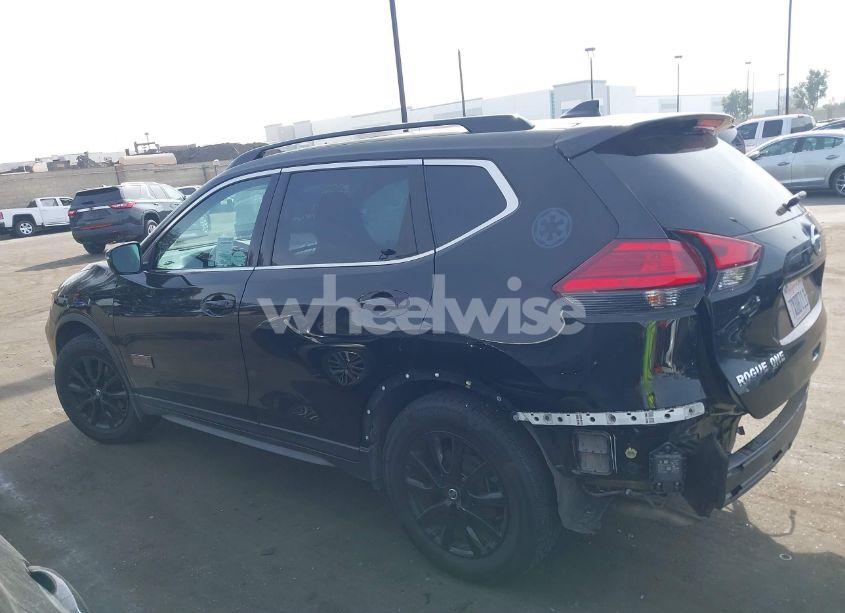 Photo 15 of 2017 Nissan Rogue SV (VIN 5N1AT2MT6HC755526)