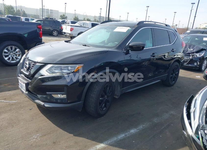 Photo 2 of 2017 Nissan Rogue SV (VIN 5N1AT2MT6HC755526)