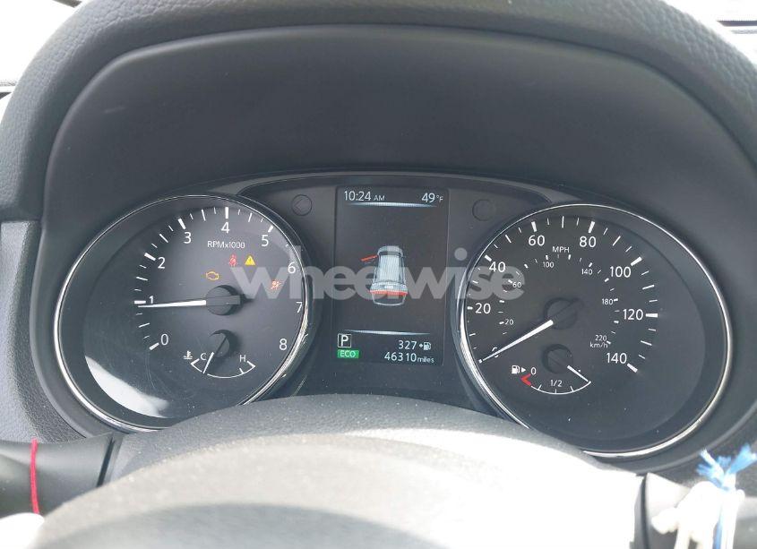 Photo 7 of 2017 Nissan Rogue SV (VIN 5N1AT2MT6HC755526)